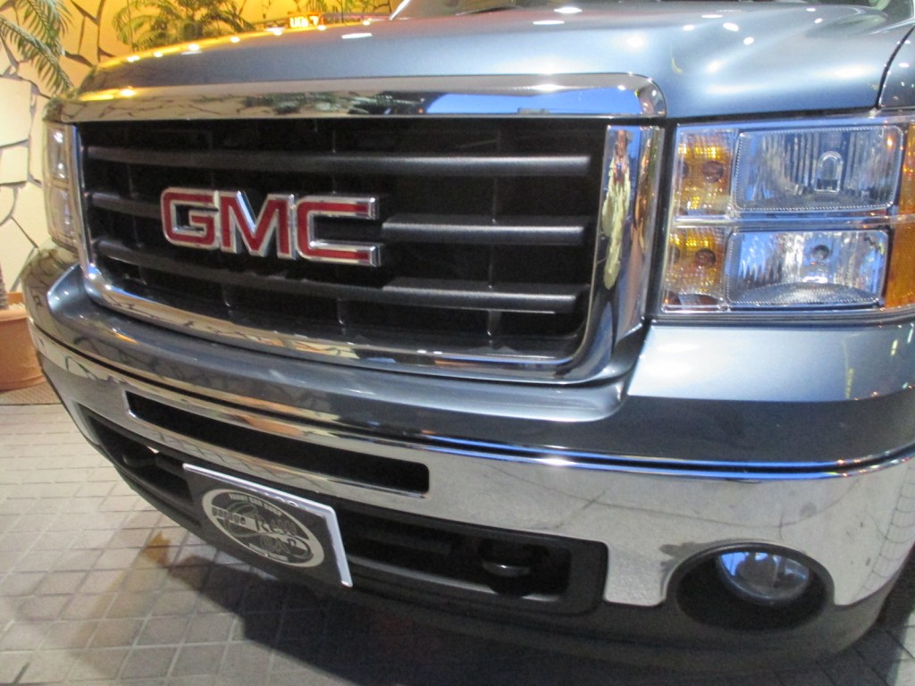 GARAGE CREW CAB » 超レア！ＧＭＣシエラ クルーキャブ ２ＷＤ 入荷！