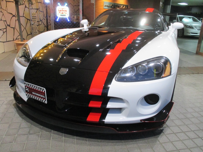 ダッジ バイパー ｓｒｔ １０ ａｃｒ 新車並行 中古車 情報 Garage Crew Cab
